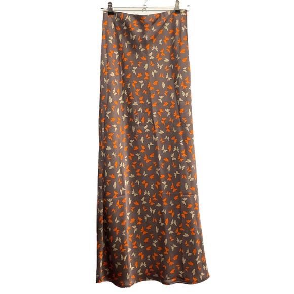 Glassons Butterfly Print Satin Maxi Skirt - Picture 2 of 7